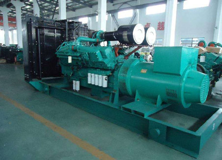 隆安800kw康明斯柴油发电机组